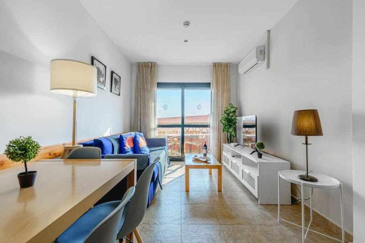 Junto A La Playa 4p Piscina Y Parking Apartment